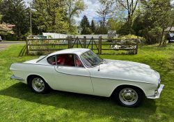 Volvo P1800S