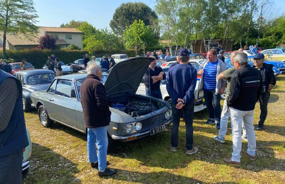 Discussions autour de la restauration d'une Lancia Fulvia