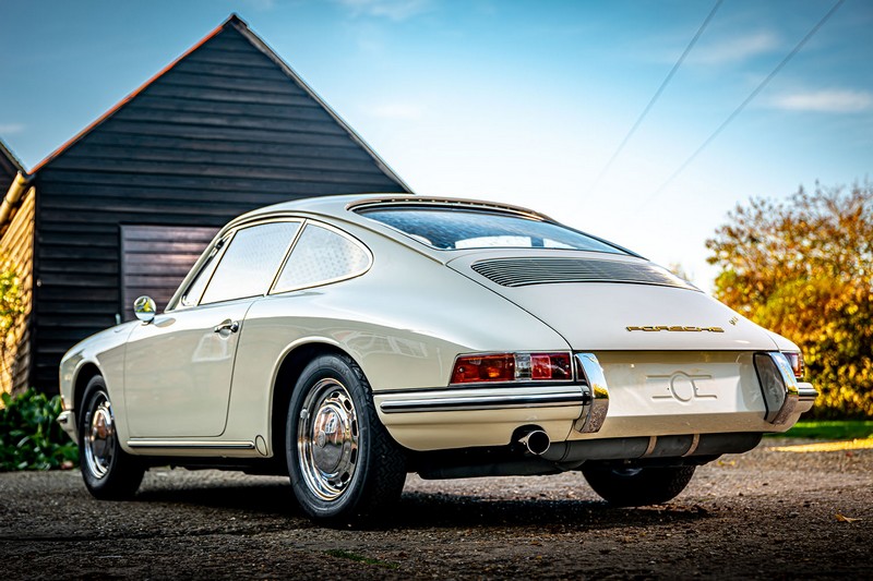 Porsche 911 1965 restaurée plus neuf que neuf