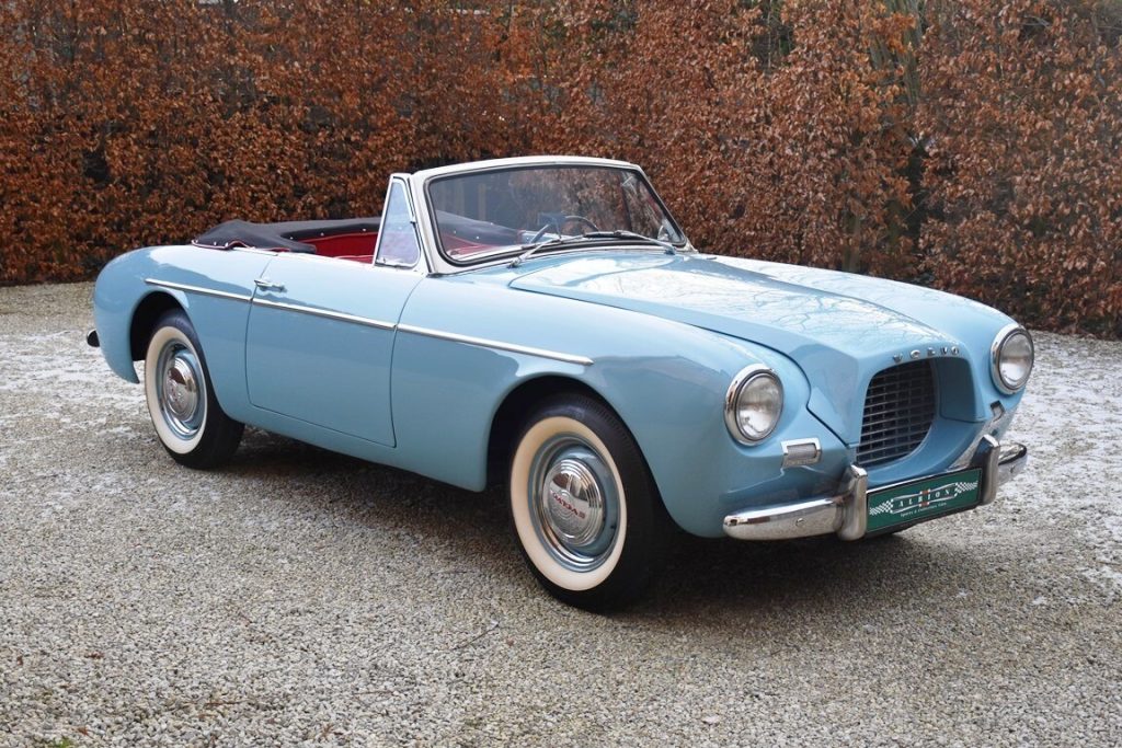 Le look terrible du roadster suédois